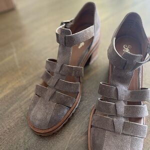 Tan (light brown) Suede Sandals